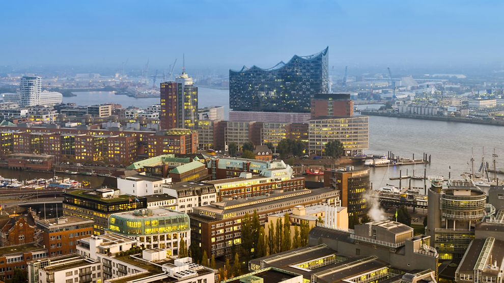  HafenCity district with its new attraction Elbphilharmonie