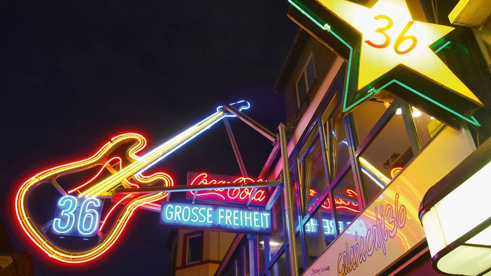  Explore Hamburg's nightlife