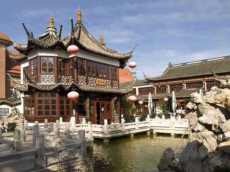  Tea House Yu Garden - Meeting place for Chinese/German intercultural exchange 