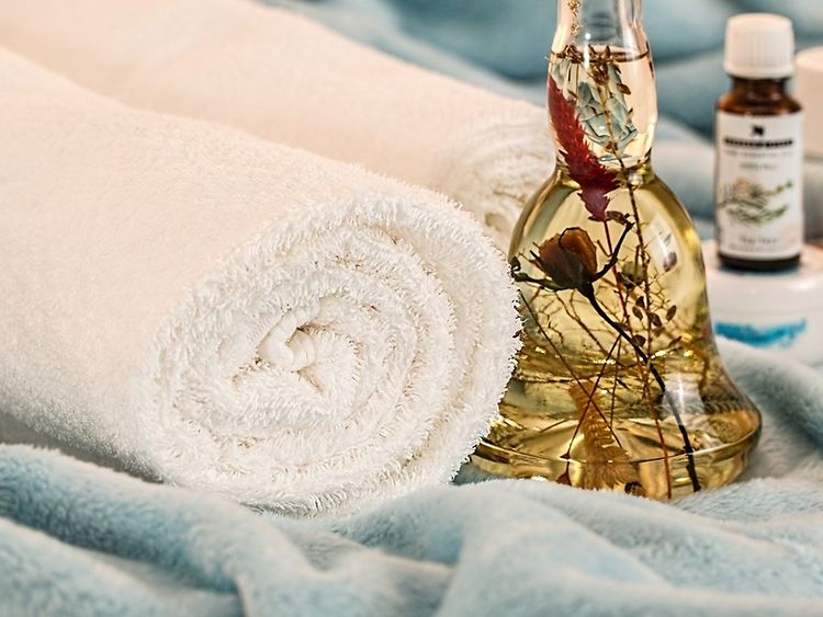  Towels and lotions for your well-being