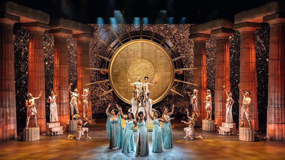  Bühnenbild des Olymp im Musical Disneys HERCULES.